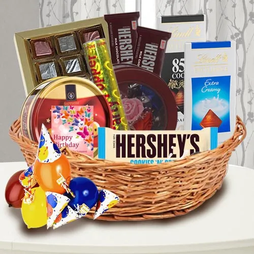 BONNIE AND POP Chocolate Gift Basket for Christmas, Candy Food India | Ubuy-gemektower.com.vn