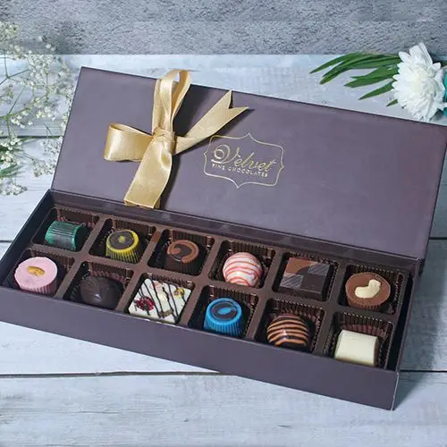 Merry Celebrations Chocolates Hamper