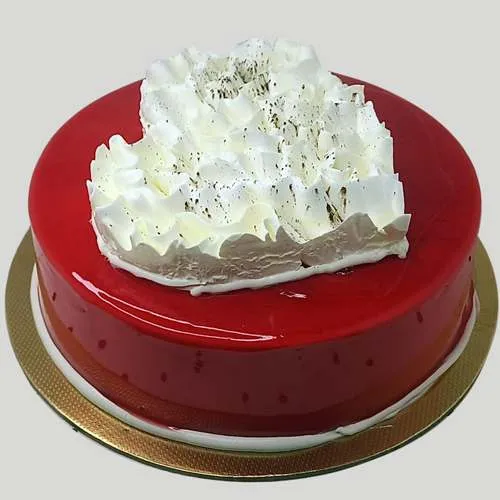 Delectable Red Velvet Fondant Cake