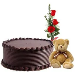 Send Online Chocolate Cake with Red Roses N Teddy