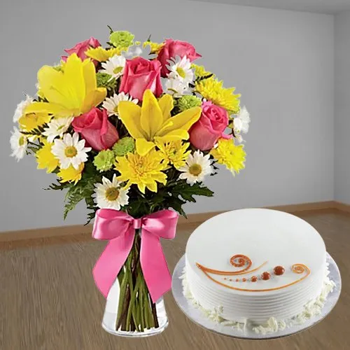 Sending Vanilla Cake N Assorted Flowers Bouquet
