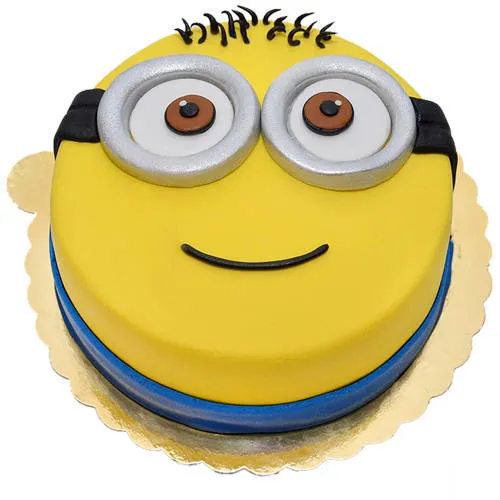 Send Delicious Minions Fondent Cake