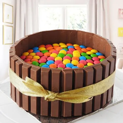 Amazing KitKat Gems Cake