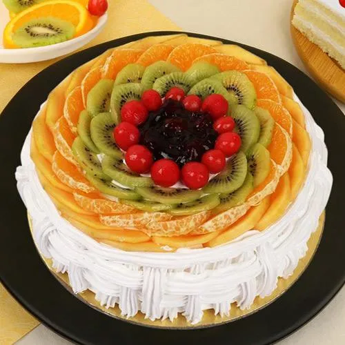 Delectable Fruity Loops Cake
