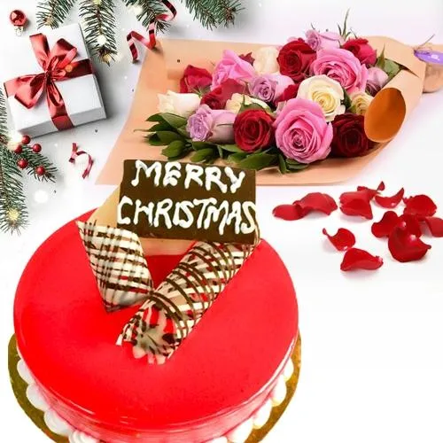 Moist X_Mas special Strawberry Cake with Roses Bouquet