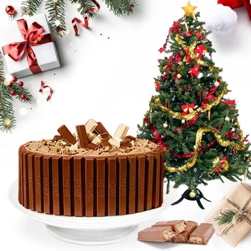 Delectable KitKat Cake with Decorative X Mas Tree