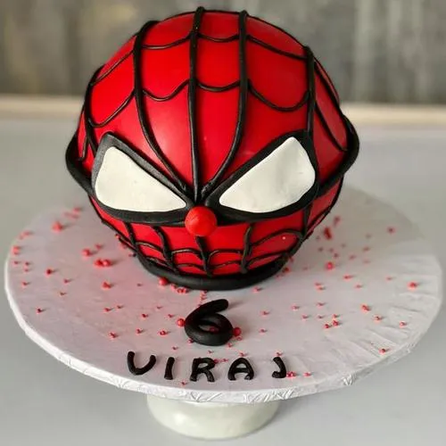 Remarkable Spider Man Round Pi�ata Cake