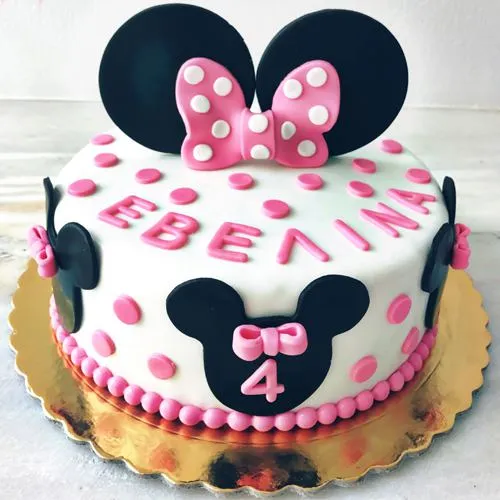 Finest Minnie Mouse Cake for The Little One