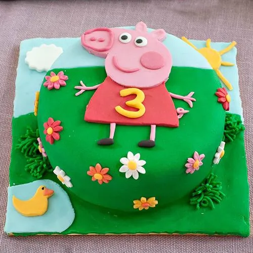 Caramelized Peppa Pig Fondant Cake for Birthday