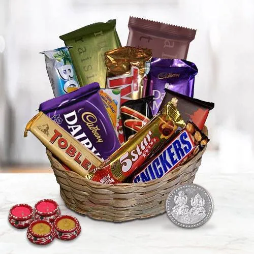 Enchanting Festive Moments Chocolate Gift Hamper