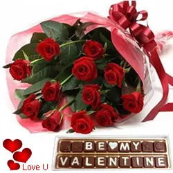 Attractive Gift Combo of Roses Bouquet with Hand Made Chocolate for V-day