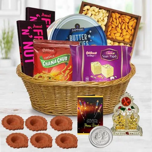 Exquisite Assortments Gift Hamper for Diwali