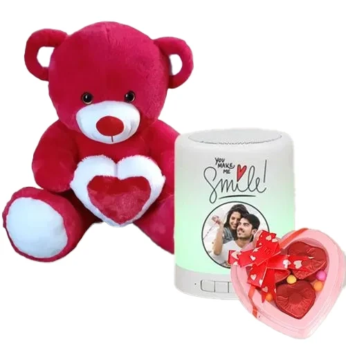 Dazzling Combo of Bluetooth Speaker with Cute Teddy