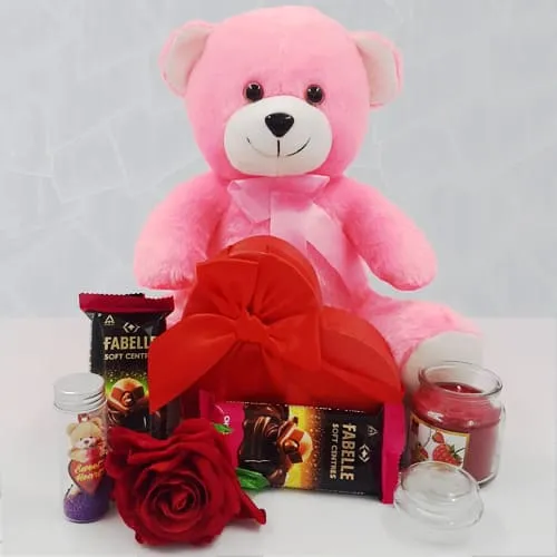 Romantic Date Love Hamper for Your Valentine