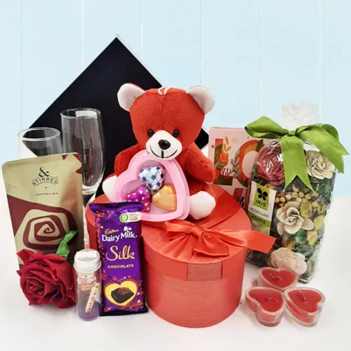 Lovely Aroma of Love Gift Hamper