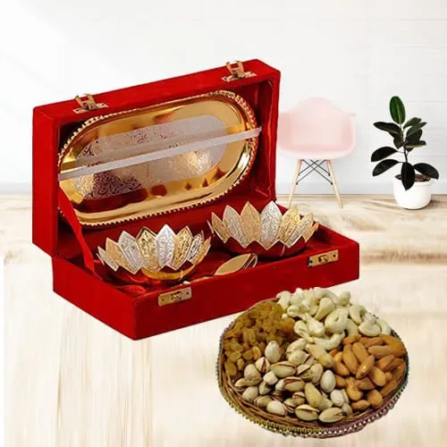 Attractive Silver Bowl Gift Set with Crunchy Dry Fruits
