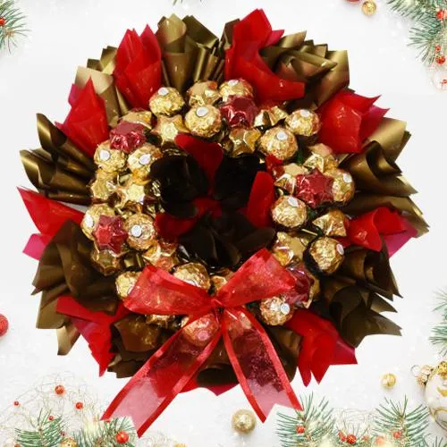 Resplendent Handmade Chocolates Wreath for Christmas