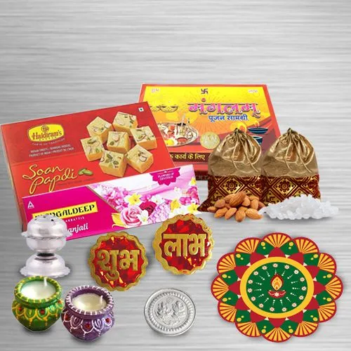Exclusive Deepawali Essentials Gift Box with Ganesh Lakshmi Mandap