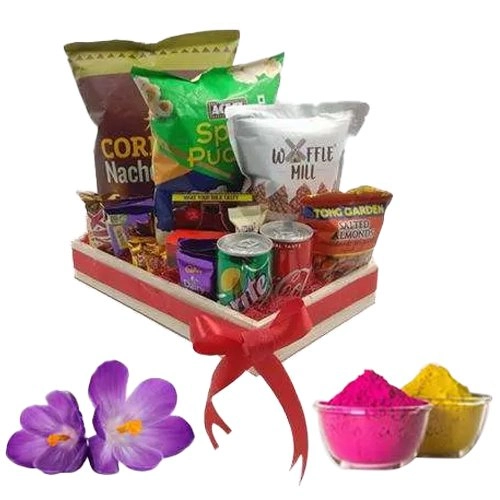 Classy Connoisseurs Selection Hamper with Herbal Gulal for Holi