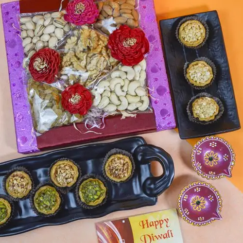 Sensational Diwali Treats N Nuts Hamper