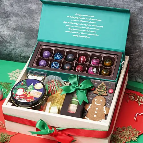 Christmas Treats Extravaganza Hamper