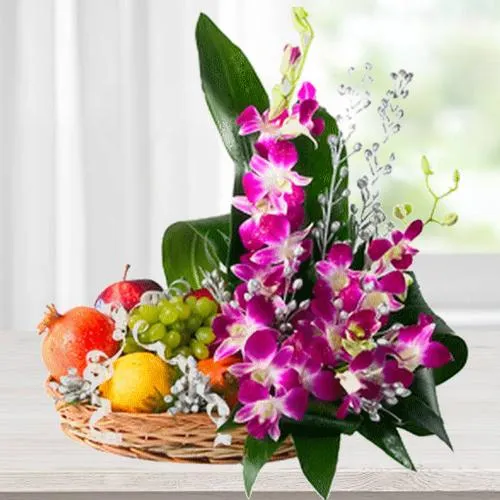 Pretty Flowers and 2 Kg. Fresh Fruits in Bamboo Basket