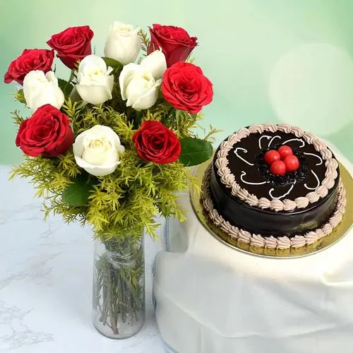 Exclusive Vase of Mixed Roses with Choco Truffle Cake