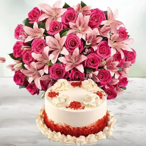 Stunning Bouquet of Pink Flowers N Red Velvet Cake Combo