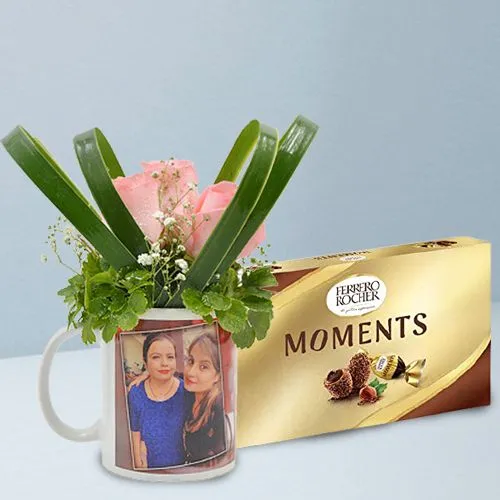 Wonderful Pink Roses in Personalized Photo Mug with Ferrero Moments