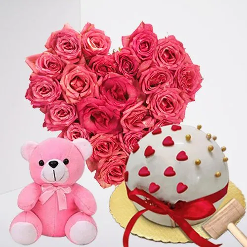 Splendid Gift of Smash Cake, Pink Rose Heart Shape Bunch and a Lovely Teddy