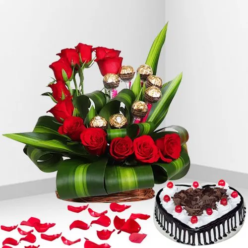 Hearty Flora-Choco Bunch N Love Cake Gift Combo
