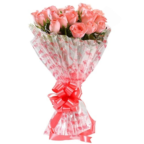 Mesmerizing Mixed Roses Bunch with Nestle Chocolate