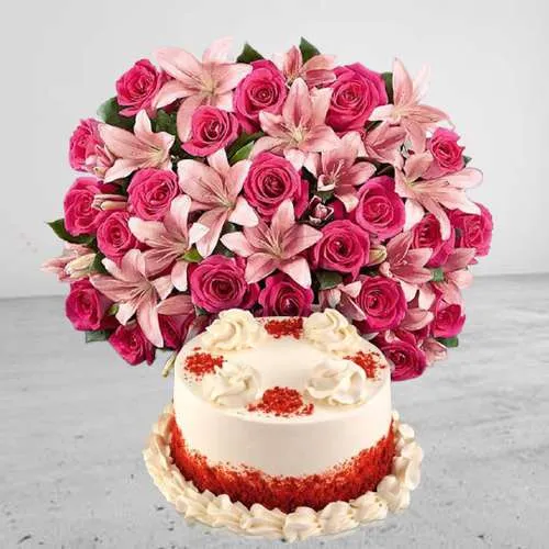 Expressive Pink Roses n Lilies Bouquet with Red Velvet Cake