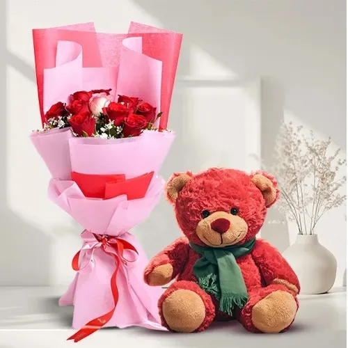 Roses, Teddy  N  Womens Day Bliss