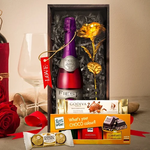 Incredible Snack Gift Box by RawFruit