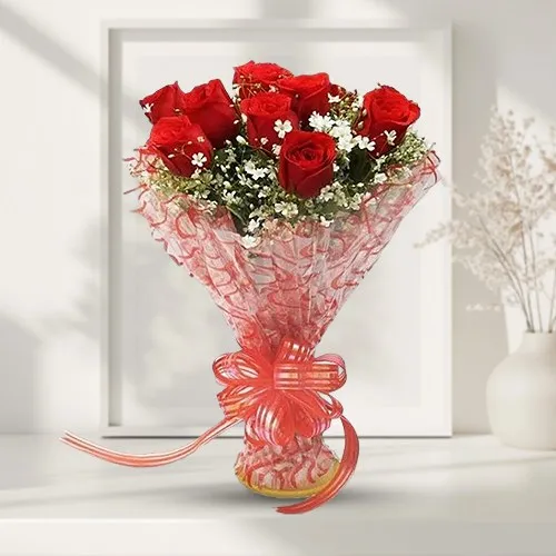 Expressive Blooming Happiness Bouquet of 12 Red Roses