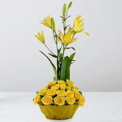 Summery Delight Yellow Flowers Arrangement