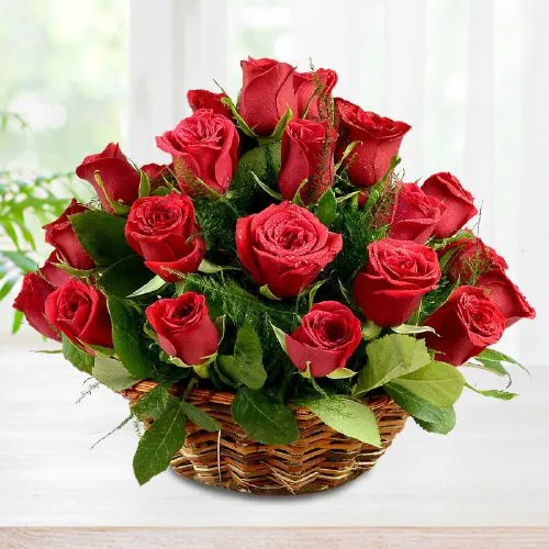 Magnificent Round Basket of 30 Red Roses