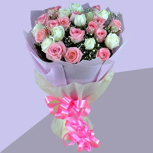 Pretty Countryside Pink N White Roses Bouquet