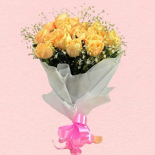 Blushing Bouquet of Peach Roses with Gysophila