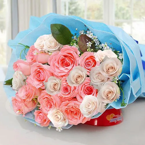 Graceful Bouquet of Pink N Peach Roses with Greens