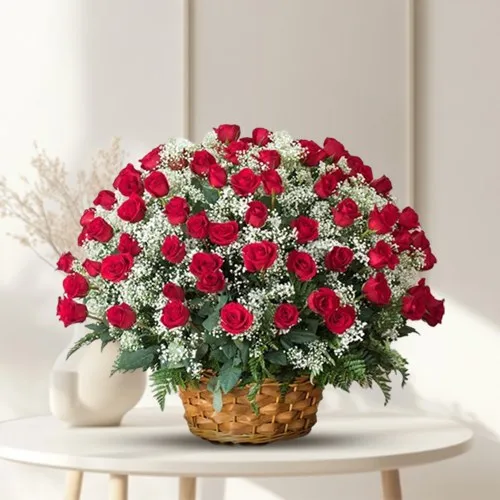 Deliver Dutch Roses Arrangement for V-Day