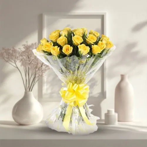 Pretty Morning Sunshine Yellow Roses Bouquet