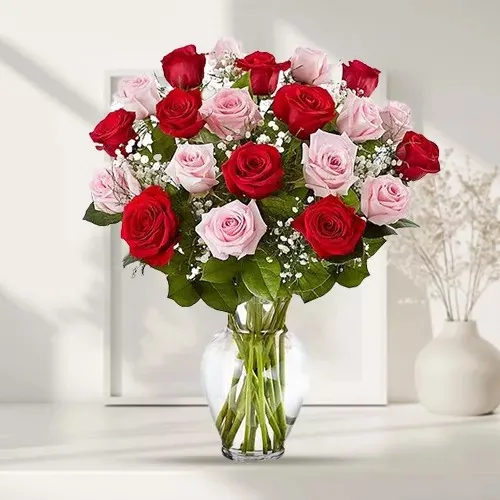 Sweetheart Floral Arrangement in a Glass Vase