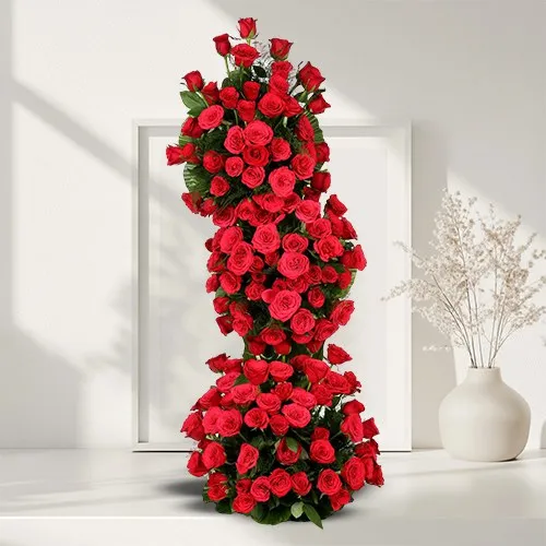 Exotic Red Rose Arrangement (5 ft long - 150 Roses)