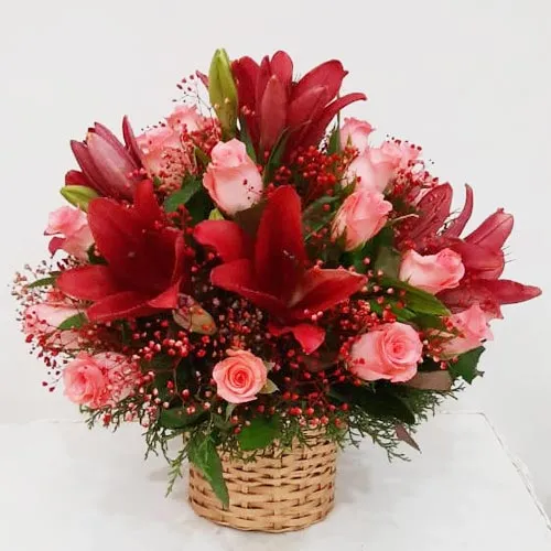 Beautiful Lilies N Roses Arrangement