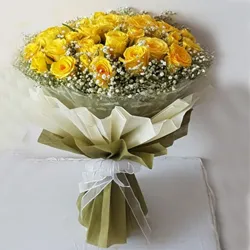 Mesmerizing Bouquet of 25 Yellow Roses