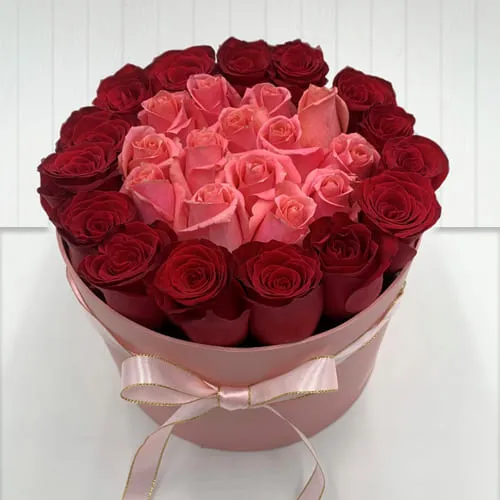 Premium Red N Pink Roses Gift Box