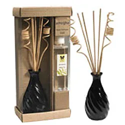 Online IRIS Reed Diffuser Gift Hamper