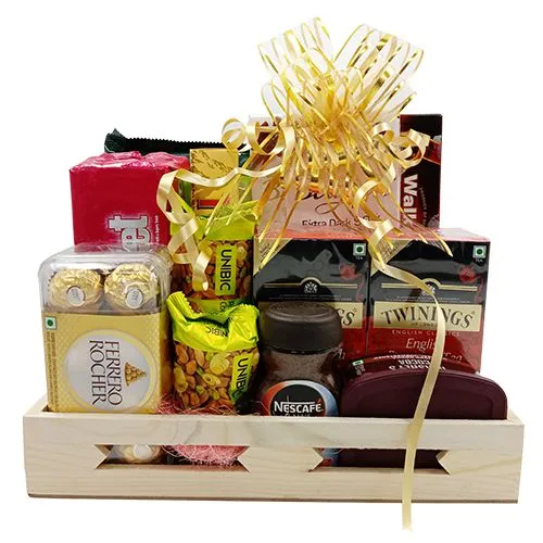 Stunning Goodies n Gourmet Basket